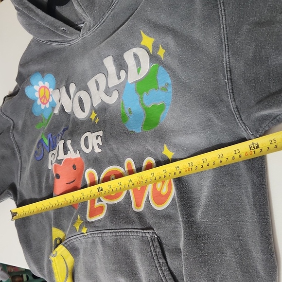 Graphic Hoodie with Colorful Love Design fits aprox M see measurments top flaws - Picture 10 of 10